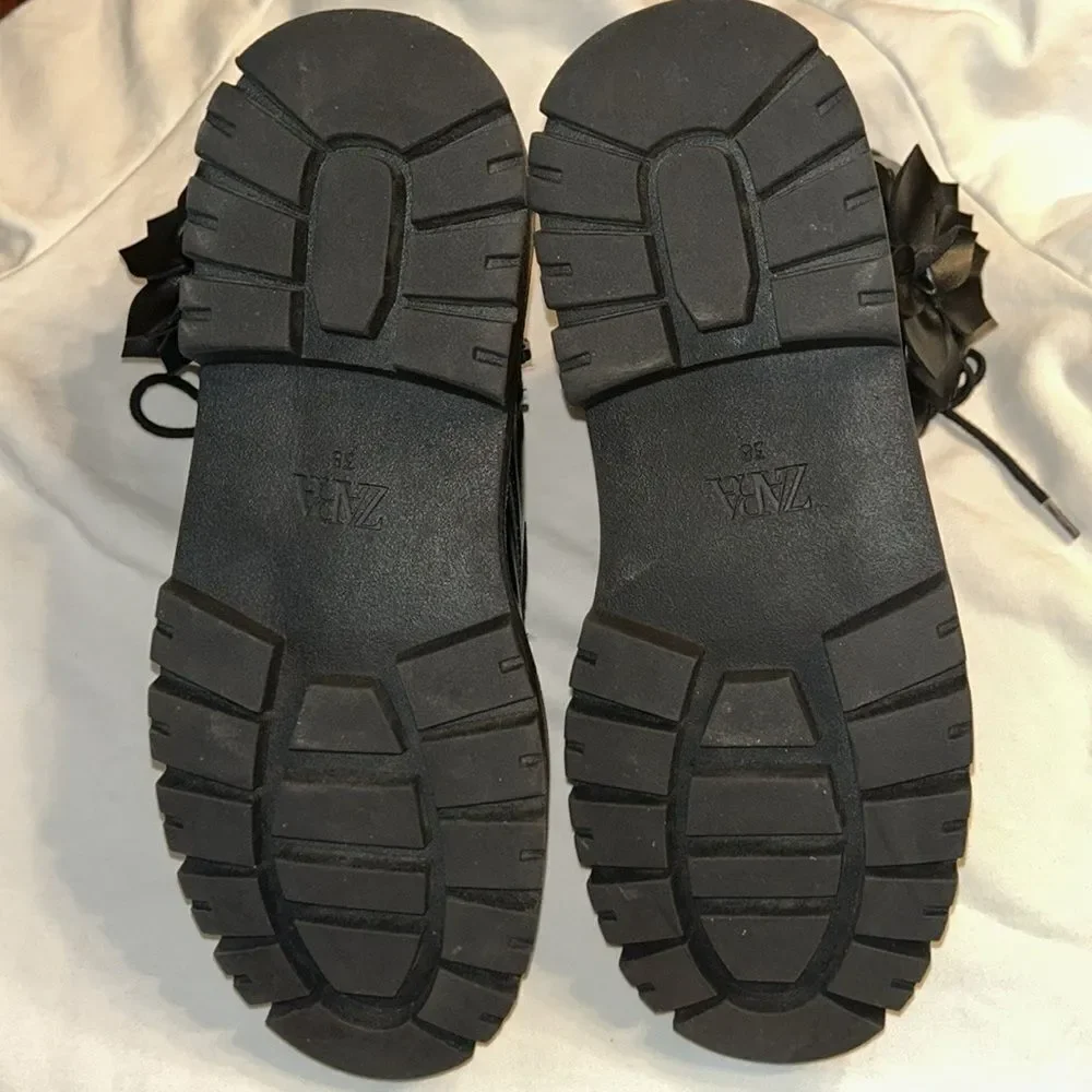 Zara Kids Black Ankle Boots(Size 38)